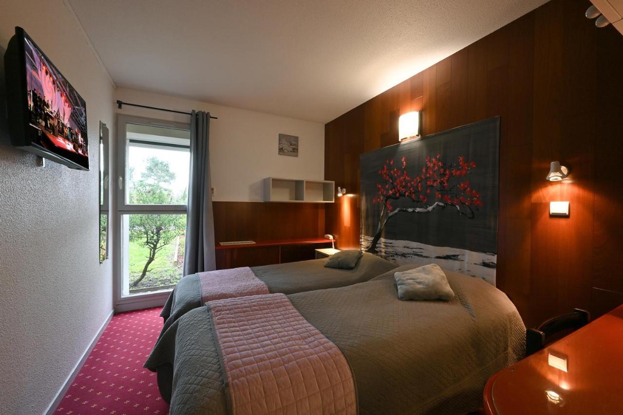 Logis Hotel Horus Restaurant Les Bruyeres Toulenne Ngoại thất bức ảnh